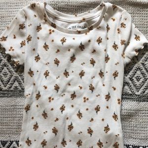 Aero crop top in size small.